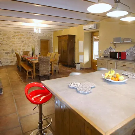 Holiday home Gorgeous In St Andre De Cruzieres With Wifi Saint-Andre-de-Cruzieres